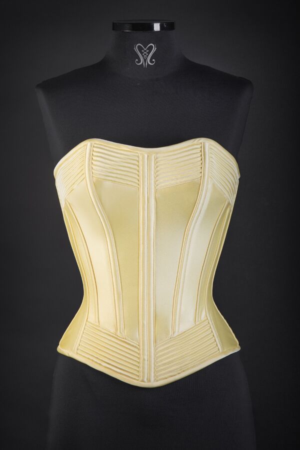 Corset Vitoriano Cordonado Amarelo Manteiga