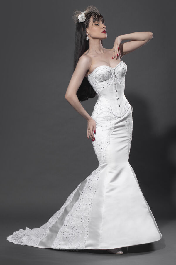 Noiva Brigitte Bardot